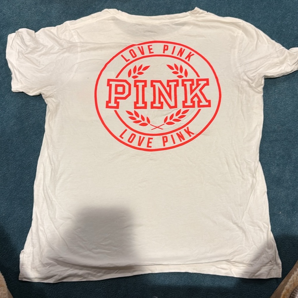 Pink tee - Picture 3 of 3